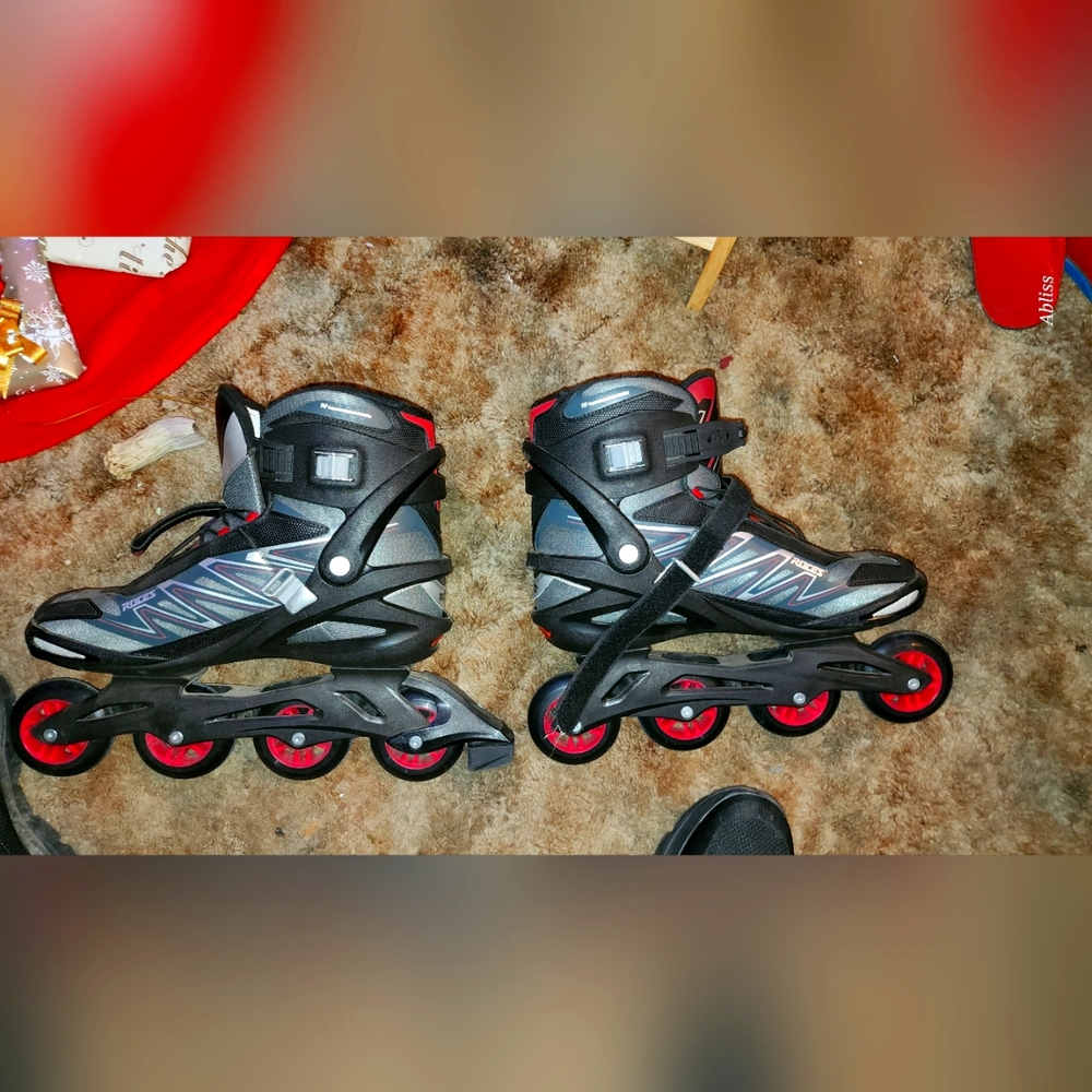 Roces mens ZYX inline skates size 17